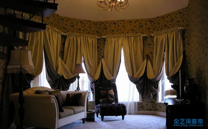 辦公室落地窗簾設(shè)計(jì)有什么技巧 布藝簾