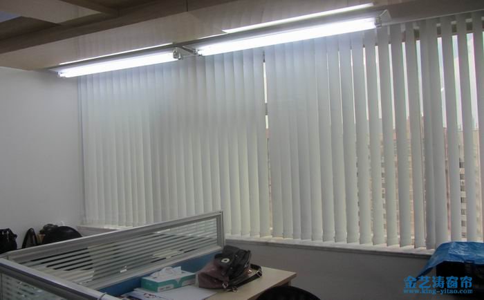 辦公室窗簾種類有哪些?辦公室窗簾材質(zhì)及規(guī)格介紹 辦公室窗簾