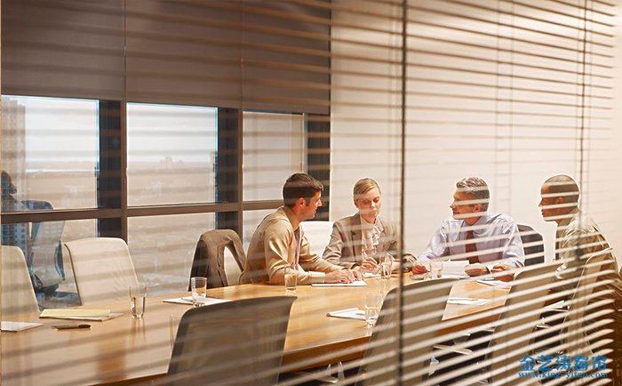 會(huì)議室窗簾定制的優(yōu)勢_佛山會(huì)議室窗簾廠家推薦 會(huì)議室窗簾定制的優(yōu)勢